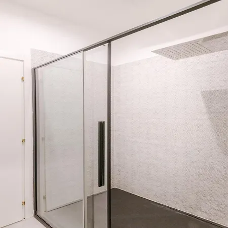 Casa Daria, Modern 4 Bedrooms 아파트 *